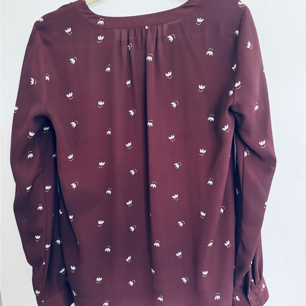 LOFT Maroon Blouse with White Pattern - Picture 2 of 4